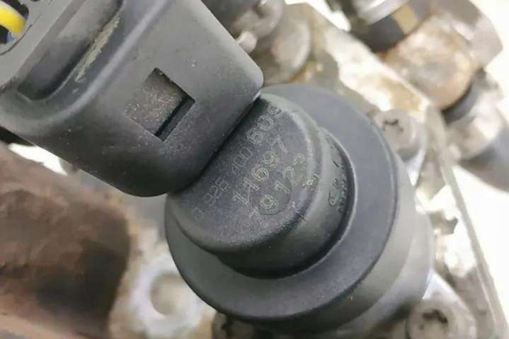 W245 6400700701 Насос топливный  Mercedes B W245 (2005-2008) 2005г. | Фото № 7  W245 6400700701 Насос топливный  Mercedes B W245 (2005-2008) 2005г. - Фото 7