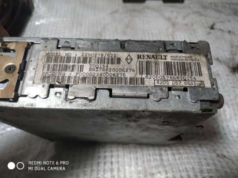 8200057668TQ154 22DC27862Z 8200057668 Магнитола (аудио система)  Renault Vel Satis 2003г. | Фото № 4  8200057668TQ154 22DC27862Z 8200057668 Магнитола (аудио система)  Renault Vel Satis 2003г. - Фото 4