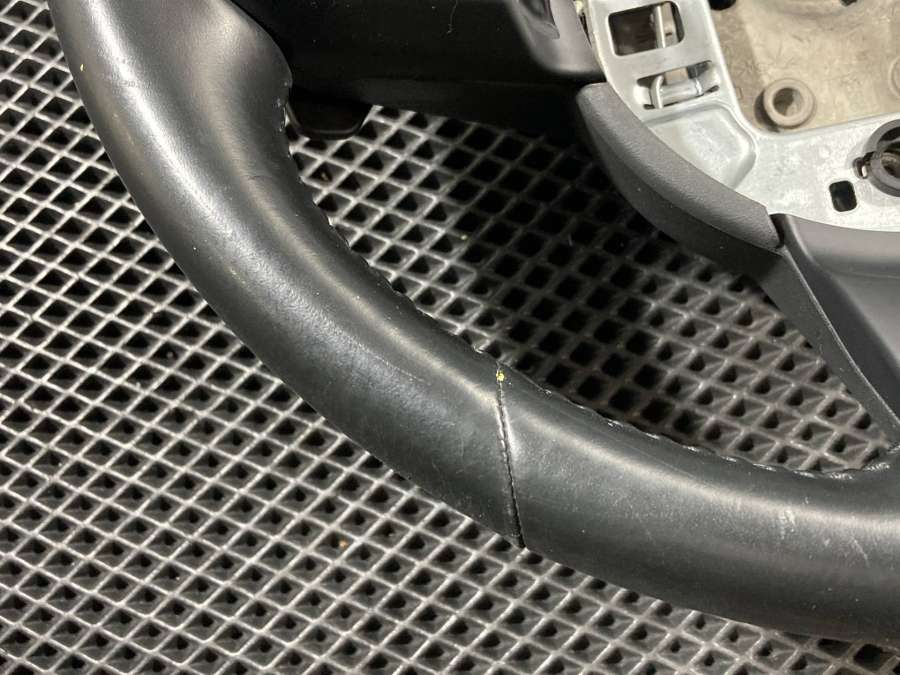 GX733F563RDT4A2553AAMT4A2553PVJ Руль  Jaguar F-Pace  2016г. | Фото № 4  GX733F563RDT4A2553AAMT4A2553PVJ Руль  Jaguar F-Pace  2016г. - Фото 4