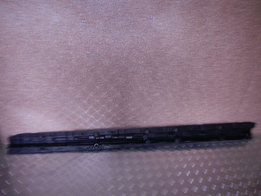 51177294377 Кронштейн накладки порога  Bmw X5 0000г. | Фото № 2  51177294377 Кронштейн накладки порога  Bmw X5 0000г. - Фото 2