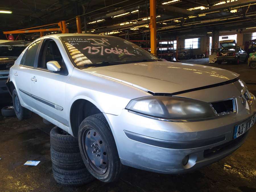 89210094 Фара противотуманная левая Renault Laguna 2 (2000-2007) Хетчбэк 5дв. 2006г. | Фото № 8 89210094 Фара противотуманная левая Renault Laguna 2 (2000-2007) Хетчбэк 5дв. 2006г. - Фото 8
