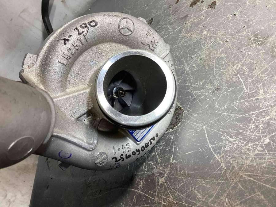 2560900500A2560900500 Турбина Mercedes-Benz X 2016г. | Фото № 6 2560900500A2560900500 Турбина Mercedes-Benz X 2016г. - Фото 6