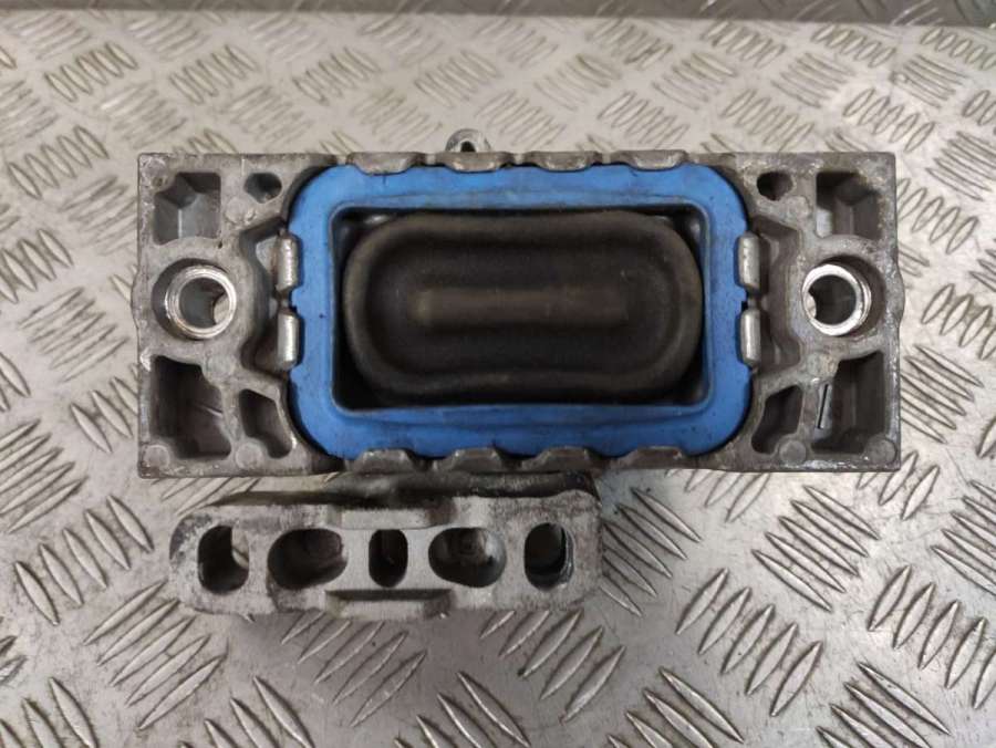 Подушка двигателя Volkswagen Passat B6 2006г. | Фото № 4 Подушка двигателя Volkswagen Passat B6 2006г. - Фото 4