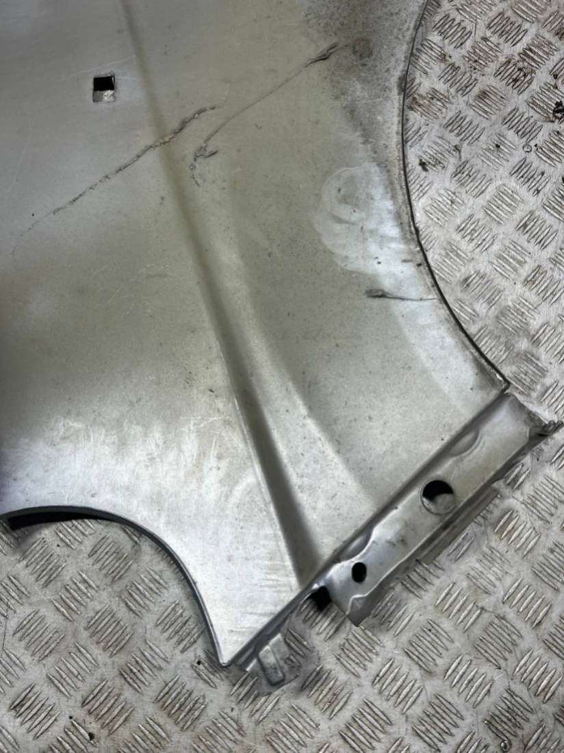 Крыло переднее правое Opel Vivaro A 2007г. | Фото № 5 Крыло переднее правое Opel Vivaro A 2007г. - Фото 5