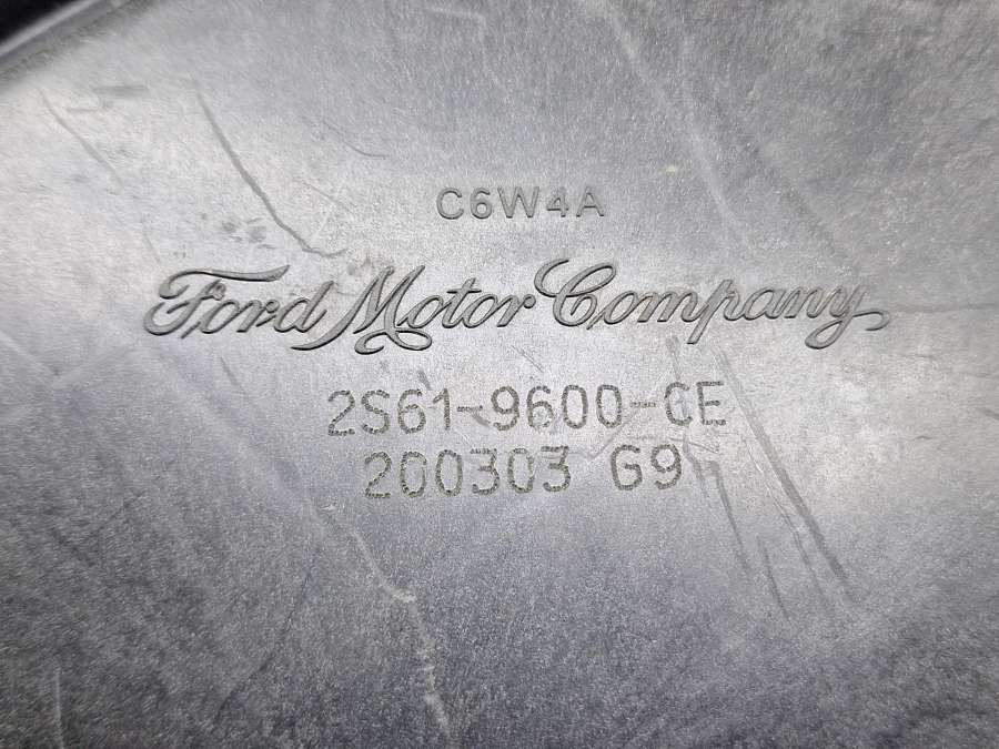 2S619600CE Корпус воздушногo фильтра Ford Fiesta 5 2004г. | Фото № 5 2S619600CE Корпус воздушногo фильтра Ford Fiesta 5 2004г. - Фото 5