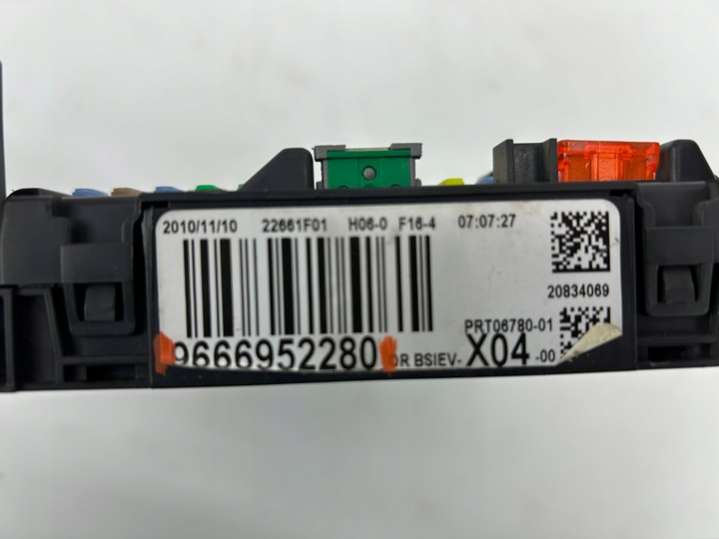 9666952280 Блок предохранителей Citroen C3 2 поколение (2009-2013) 2009г. | Фото № 4 9666952280 Блок предохранителей Citroen C3 2 поколение (2009-2013) 2009г. - Фото 4