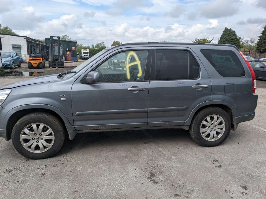 Накладка (крышка) декоративная двигателя Honda CR-V 2 (2001-2006) Внедорожник 5дв. 2006г. | Фото № 9 Накладка (крышка) декоративная двигателя Honda CR-V 2 (2001-2006) Внедорожник 5дв. 2006г. - Фото 9