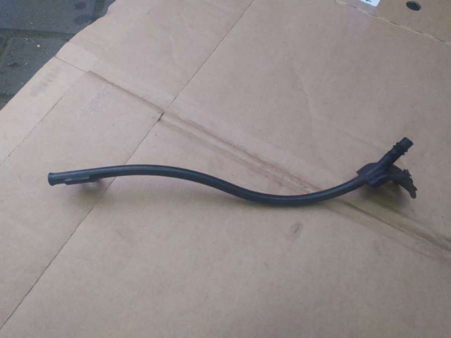 Трубка масляного щупа Renault Laguna 1 1998г. | Фото № 2 Трубка масляного щупа Renault Laguna 1 1998г. - Фото 2