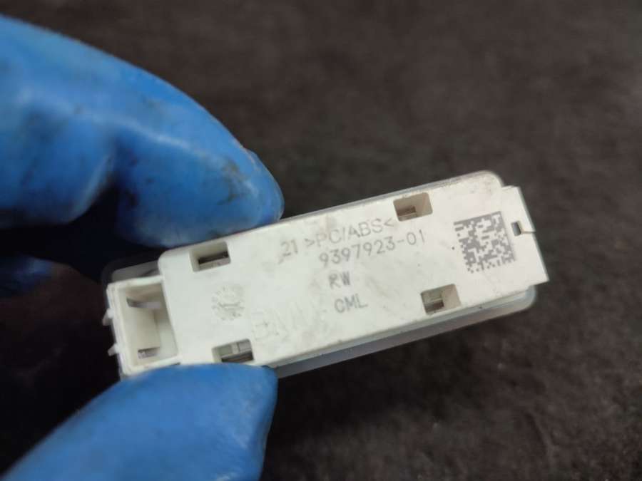 9397923 Подсветка салона BMW 5 G30/G31 2019г. | Фото № 8 9397923 Подсветка салона BMW 5 G30/G31 2019г. - Фото 8