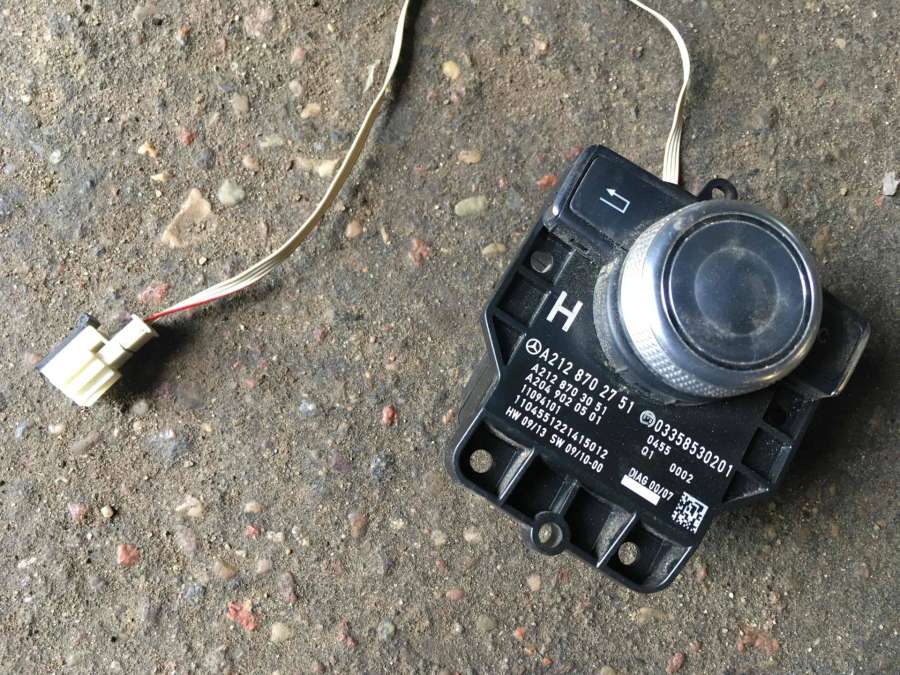 2128702751A2128702751 Джойстик управления мультимедиа  Mercedes-Benz E W212/S212/C207/A207 2011г. | Фото № 2  2128702751A2128702751 Джойстик управления мультимедиа  Mercedes-Benz E W212/S212/C207/A207 2011г. - Фото 2
