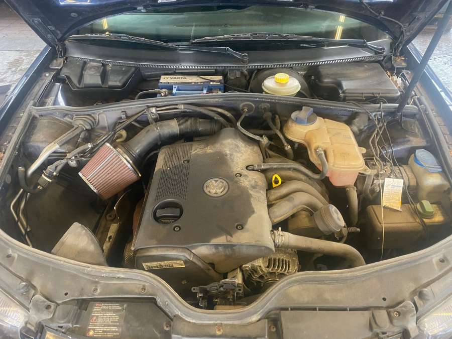 Ручка двери внутренняя задняя левая Volkswagen Passat 5 (1996-2000) Седан 1998г. | Фото № 11 Ручка двери внутренняя задняя левая Volkswagen Passat 5 (1996-2000) Седан 1998г. - Фото 11