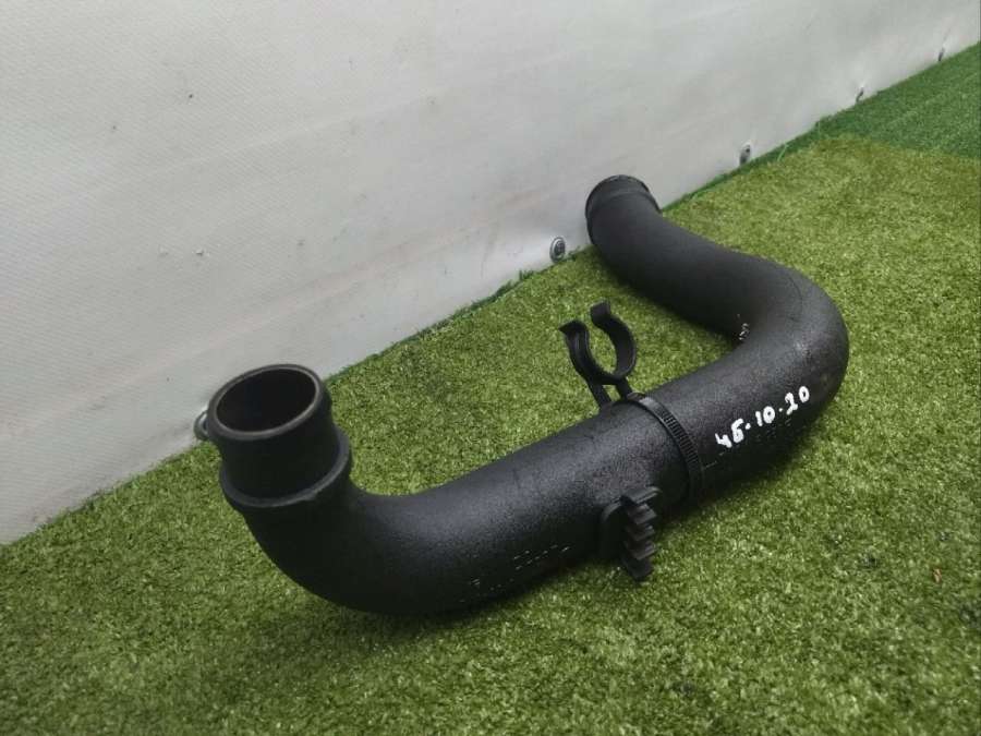 7MO145958F Патрубок интеркулера  Volkswagen Sharan 1 1996г. | Фото № 3  7MO145958F Патрубок интеркулера  Volkswagen Sharan 1 1996г. - Фото 3