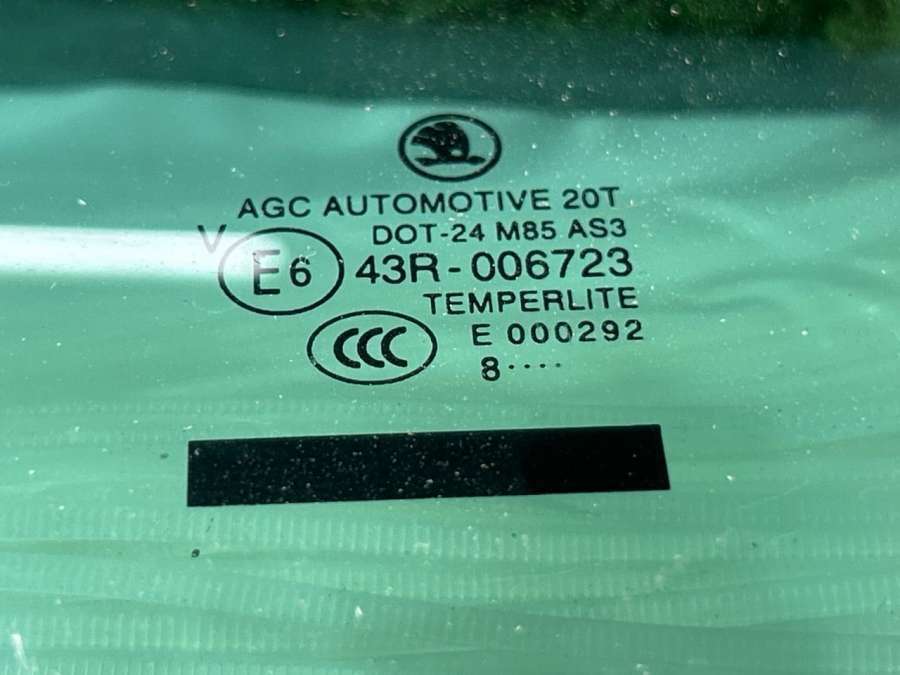 43R 006723 Комплект задних стекол Skoda Roomster 1 2008г. | Фото № 3 43R 006723 Комплект задних стекол Skoda Roomster 1 2008г. - Фото 3