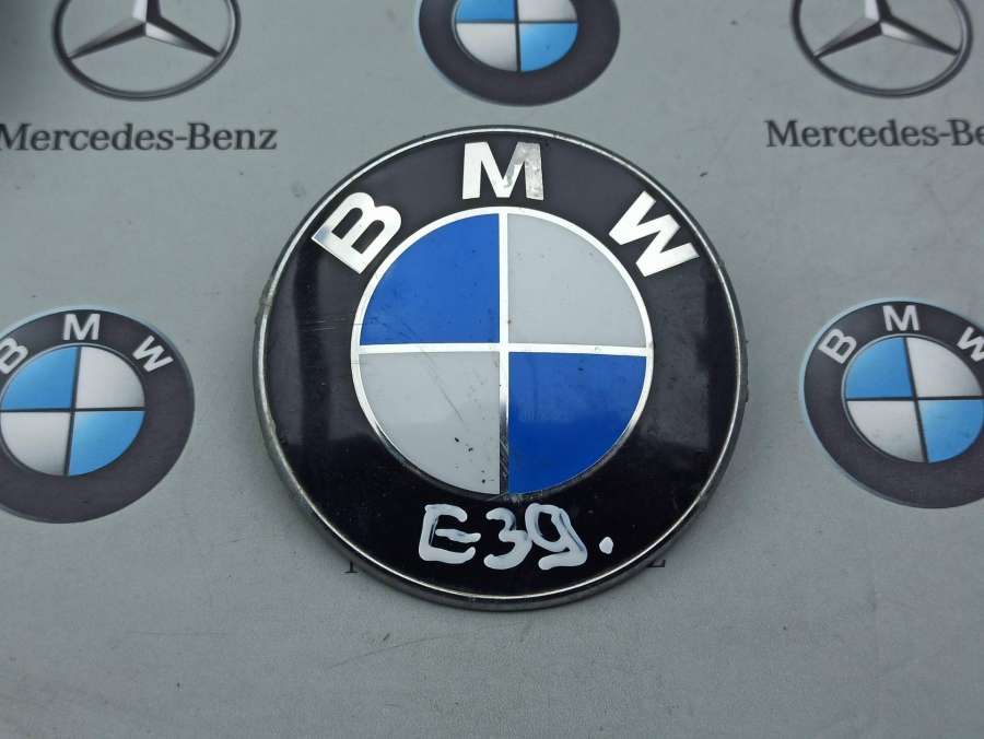 8132375 Эмблема  BMW X5 E70 2008г. | Фото № 1  8132375 Эмблема  BMW X5 E70 2008г. - Фото 1