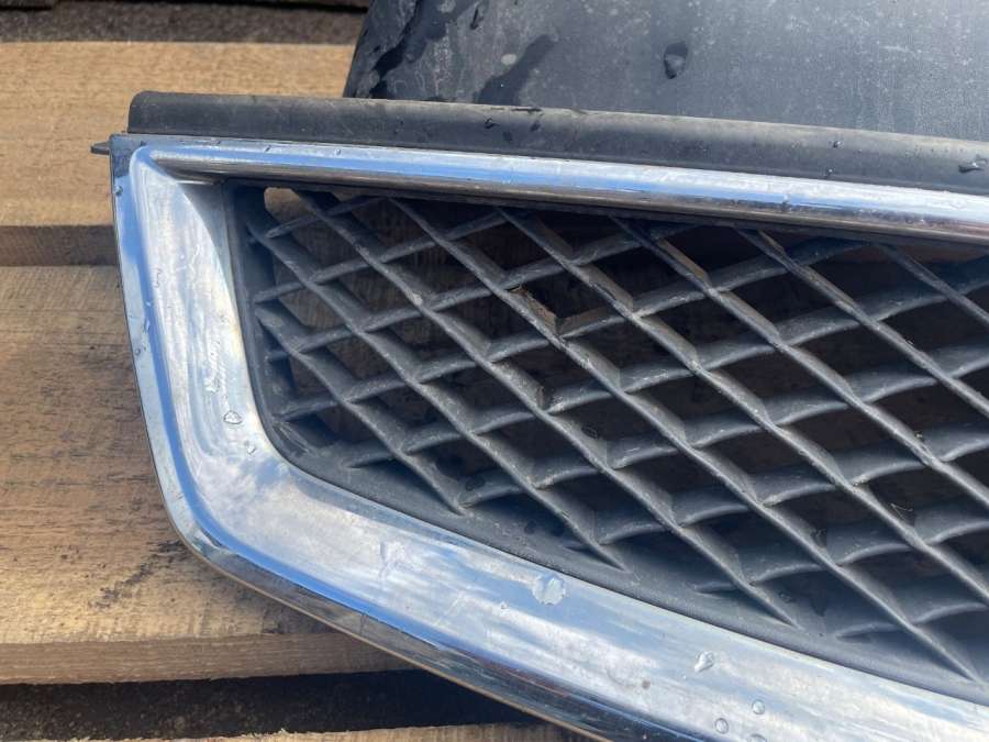 4M518C436B Решетка радиатора Ford Focus 2 2007г. | Фото № 2 4M518C436B Решетка радиатора Ford Focus 2 2007г. - Фото 2