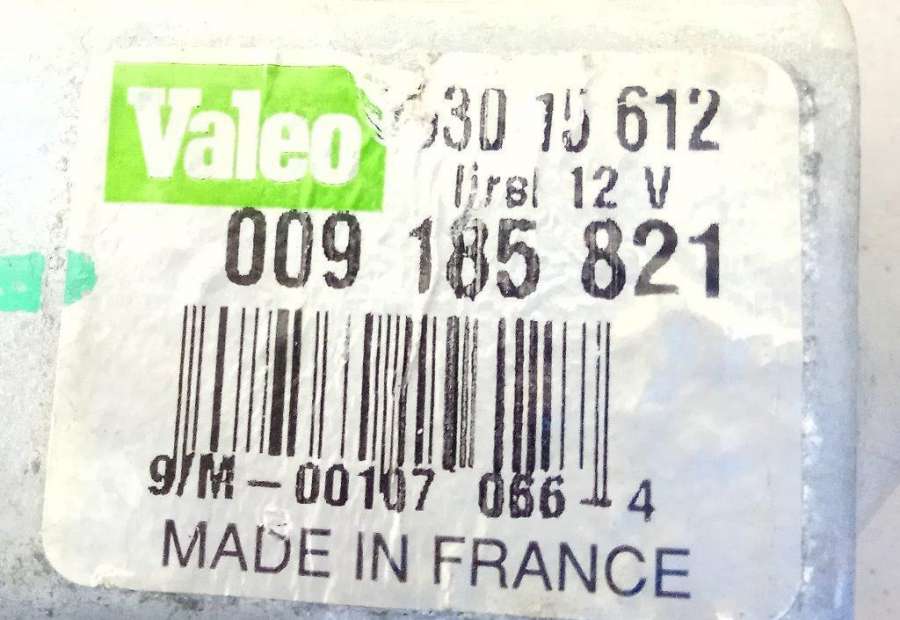 VALEO00918582153015612 Моторчик заднего стеклоочистителя (дворника)  Opel Vectra C хетчбэк 5 дв. 2004г. | Фото № 4  VALEO00918582153015612 Моторчик заднего стеклоочистителя (дворника)  Opel Vectra C хетчбэк 5 дв. 2004г. - Фото 4