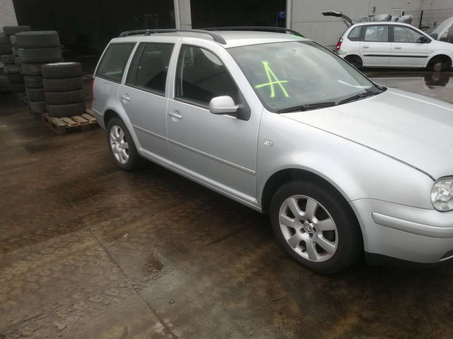 1J0721261F Цилиндр сцепления рабочий Volkswagen Golf 4 (1997-2004) Универсал 2004г. | Фото № 9 1J0721261F Цилиндр сцепления рабочий Volkswagen Golf 4 (1997-2004) Универсал 2004г. - Фото 9