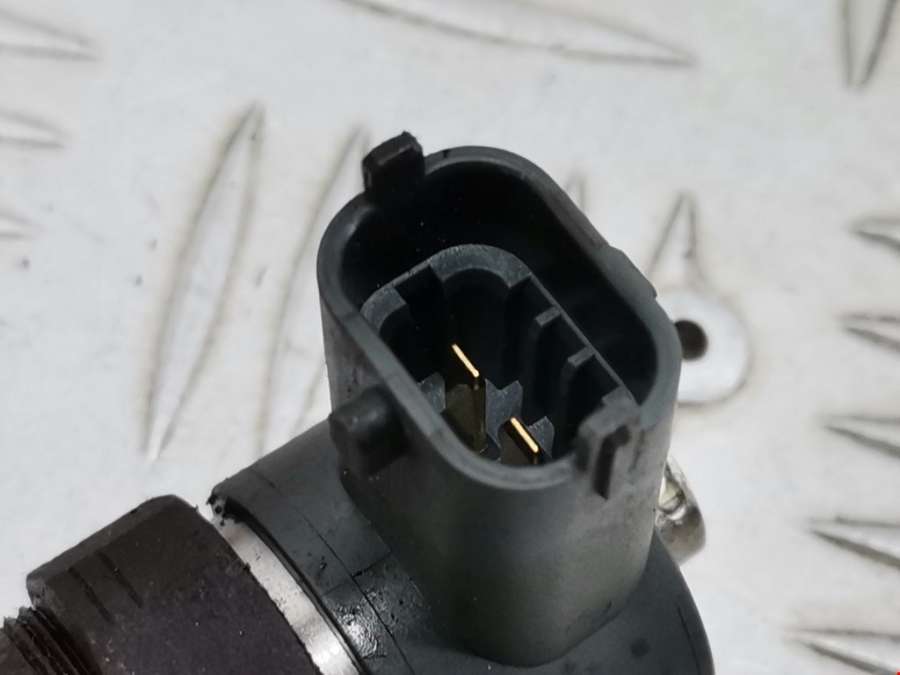 0445110423 Форсунка дизельная электрическая Opel Insignia 1 (2008-2017) Хетчбэк 5дв. 2013г. | Фото № 3 0445110423 Форсунка дизельная электрическая Opel Insignia 1 (2008-2017) Хетчбэк 5дв. 2013г. - Фото 3