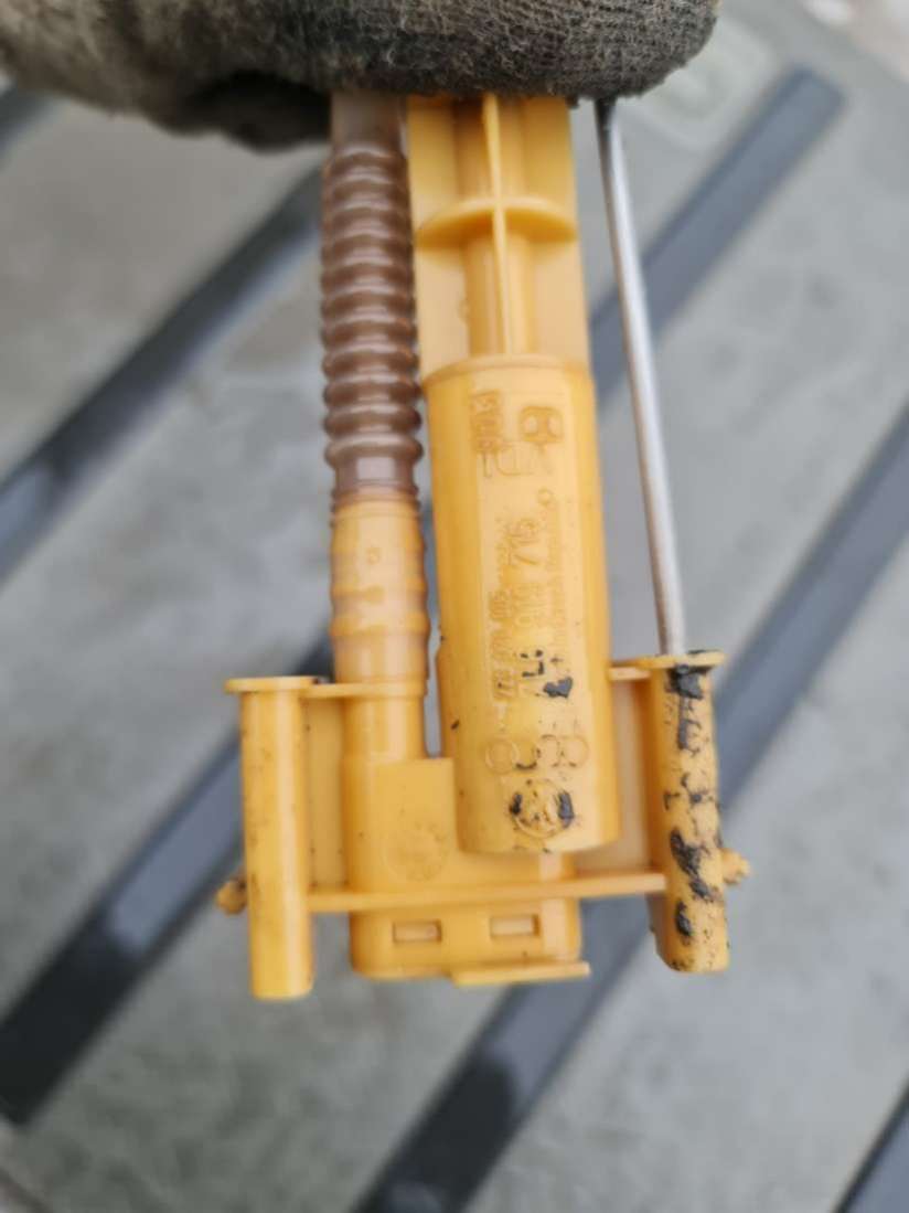 7L6919715 Трубка топливная Audi Q7 4L 2007г. | Фото № 2 7L6919715 Трубка топливная Audi Q7 4L 2007г. - Фото 2