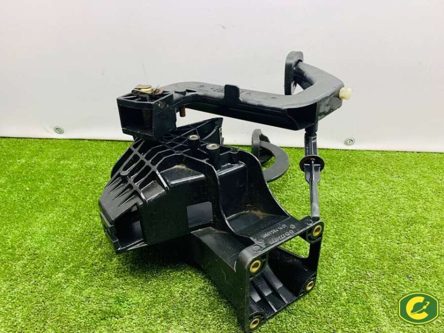 A9012941401 A9012901019 A9012902416 A9012902016 A9012901916 Узел педальный (блок педалей) Mercedes Sprinter 2003г. | Фото № 5 A9012941401 A9012901019 A9012902416 A9012902016 A9012901916 Узел педальный (блок педалей) Mercedes Sprinter 2003г. - Фото 5