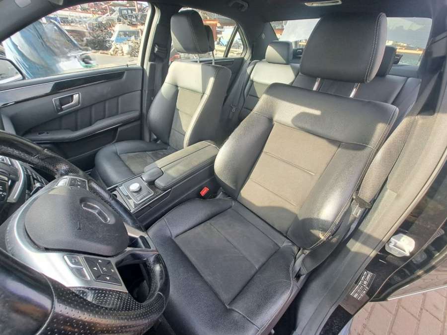 A2127200148 Накладка зеркала передняя левая Mercedes-Benz E-class W212 2011г. | Фото № 9 A2127200148 Накладка зеркала передняя левая Mercedes-Benz E-class W212 2011г. - Фото 9