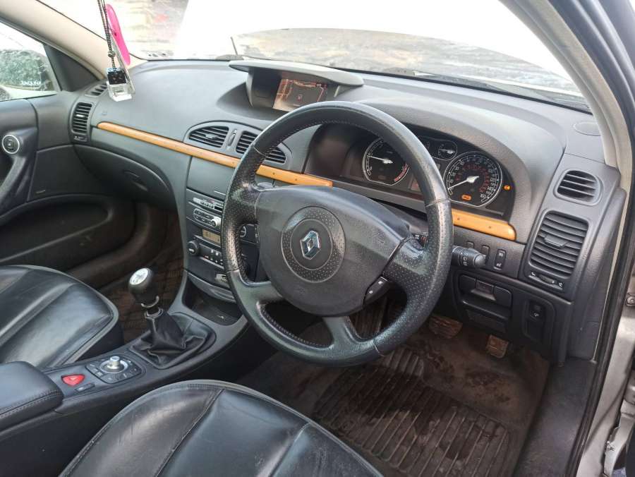 179029A Кнопка центрального замка Renault Laguna 2 (2000-2007) Универсал 2007г. | Фото № 11 179029A Кнопка центрального замка Renault Laguna 2 (2000-2007) Универсал 2007г. - Фото 11