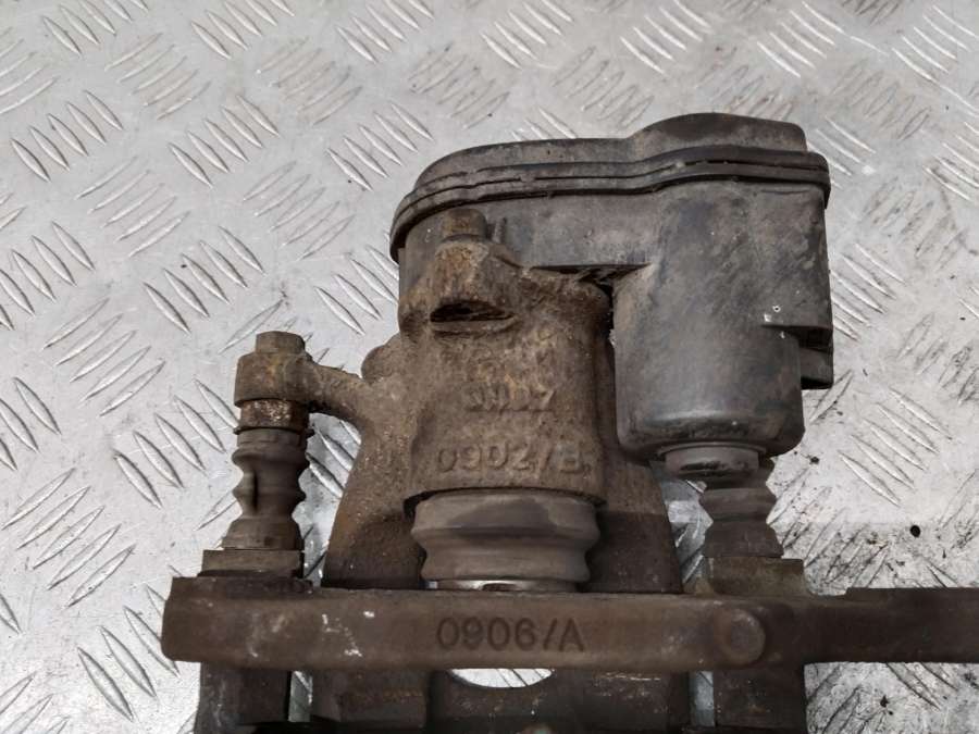 Суппорт задний левый Renault Kadjar 2016г. | Фото № 4 Суппорт задний левый Renault Kadjar 2016г. - Фото 4