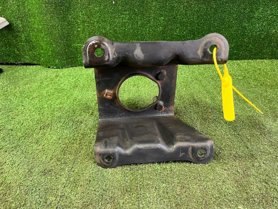 5190387615000519038761900051903876220005190387623000 Крепление запаски  Daihatsu Rocky рест. 1995г. | Фото № 4  5190387615000519038761900051903876220005190387623000 Крепление запаски  Daihatsu Rocky рест. 1995г. - Фото 4