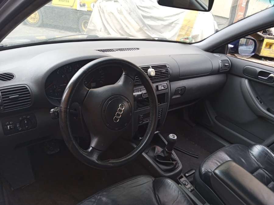 Трубка масляная Audi A3 8L (1996-2003) Хетчбэк 3дв. 1998г. | Фото № 6 Трубка масляная Audi A3 8L (1996-2003) Хетчбэк 3дв. 1998г. - Фото 6