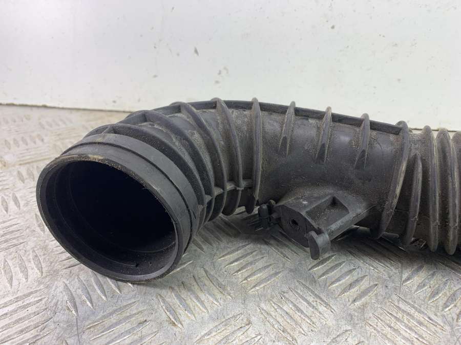 A6395281182 Патрубок воздушного фильтра Mercedes-Benz Vito W639 0000г. | Фото № 5 A6395281182 Патрубок воздушного фильтра Mercedes-Benz Vito W639 0000г. - Фото 5