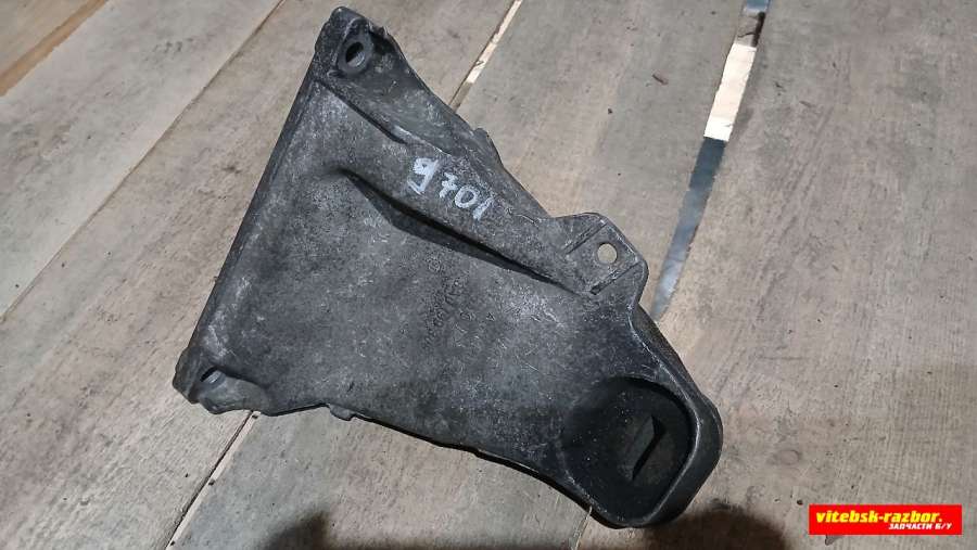 8A0199308 Кронштейн двигателя Audi A6 C4 (S6,RS6) 1996г. | Фото № 1 8A0199308 Кронштейн двигателя Audi A6 C4 (S6,RS6) 1996г. - Фото 1