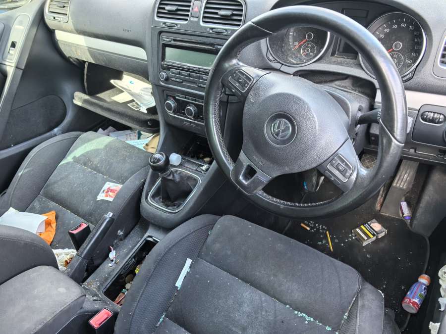 Суппорт тормозной задний правый VOLKSWAGEN GOLF 6 2008г. | Фото № 3 Суппорт тормозной задний правый VOLKSWAGEN GOLF 6 2008г. - Фото 3