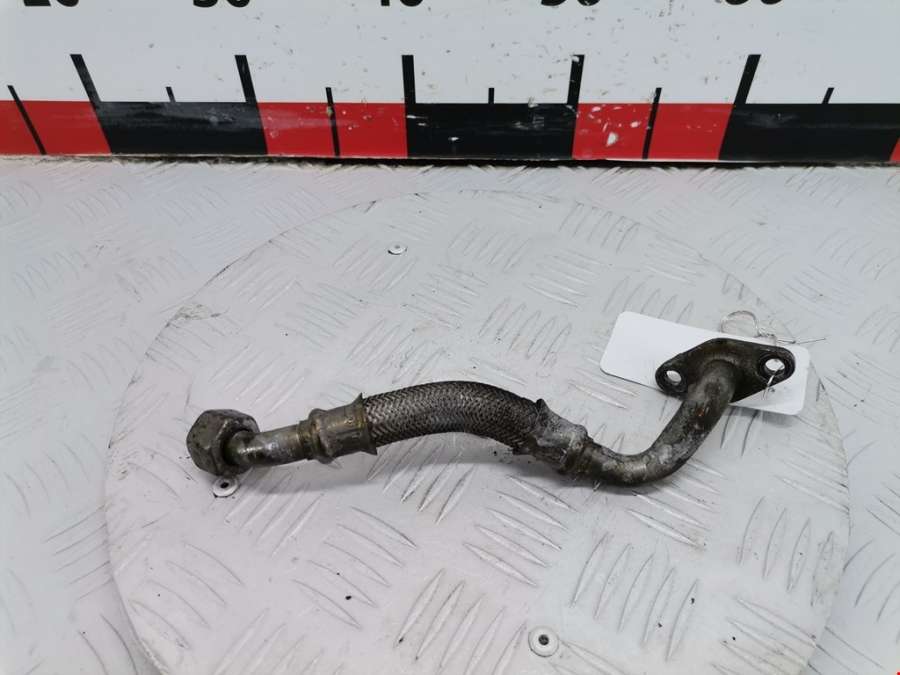 Трубка турбины Volkswagen Passat 5 GP (2000-2005) Универсал 2001г. | Фото № 1 Трубка турбины Volkswagen Passat 5 GP (2000-2005) Универсал 2001г. - Фото 1