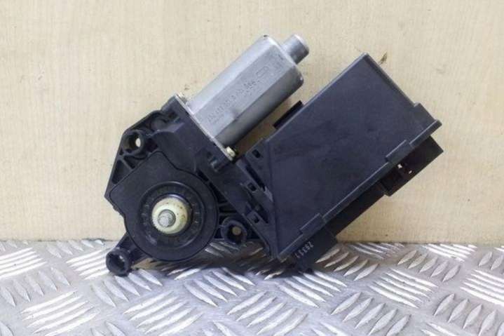 8E0959801A Моторчик стеклоподъемника Audi A4 B7 (2004-2008) 2004г. | Фото № 2 8E0959801A Моторчик стеклоподъемника Audi A4 B7 (2004-2008) 2004г. - Фото 2