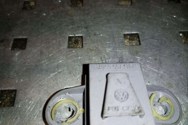 1KM955557 Датчик удара  Volkswagen Golf 6 поколение (2008-2015) 2008г. | Фото № 2  1KM955557 Датчик удара  Volkswagen Golf 6 поколение (2008-2015) 2008г. - Фото 2