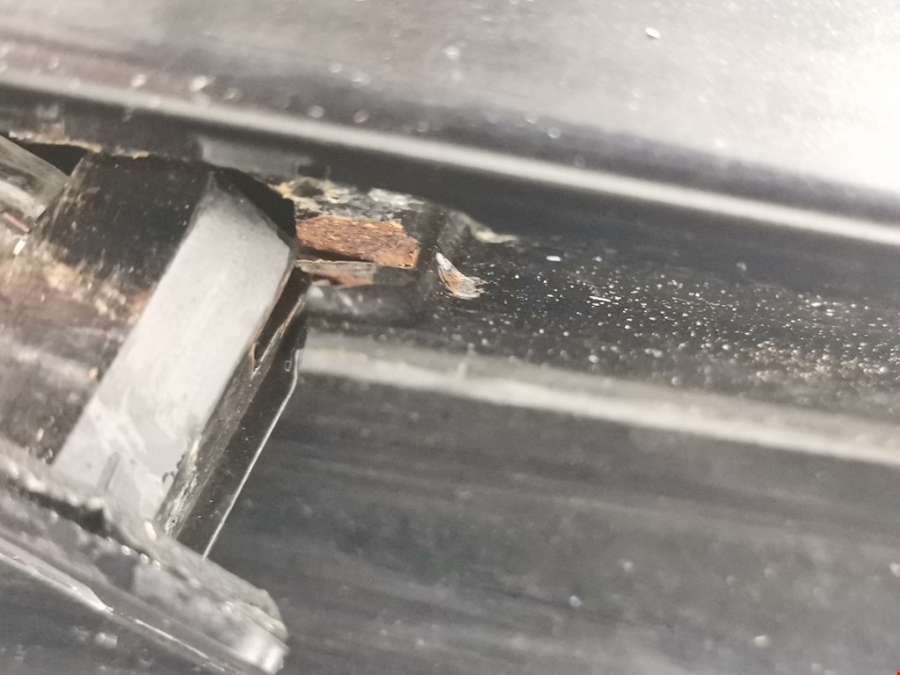 Крышка багажника (дверь багажника) BMW 3-Series (E90/E91/E92/E93) (2004-2013) Седан 2007г. | Фото № 6 Крышка багажника (дверь багажника) BMW 3-Series (E90/E91/E92/E93) (2004-2013) Седан 2007г. - Фото 6