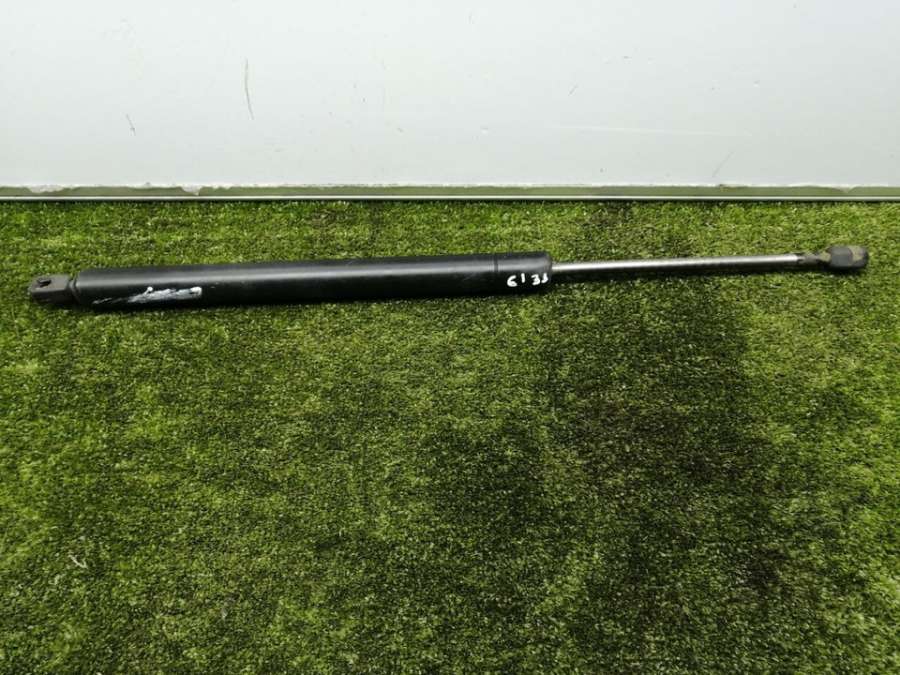 Амортизатор капота   Ford Galaxy I 1998г. | Фото № 2    Амортизатор капота   Ford Galaxy I 1998г. - Фото 2