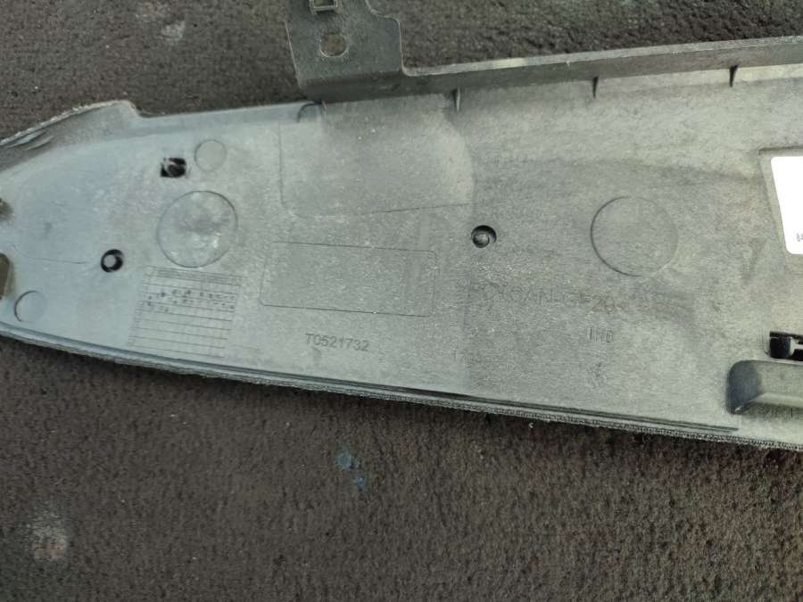 9810159677 Накладка декоративная на торпедо Peugeot 3008 2 2018г. | Фото № 9 9810159677 Накладка декоративная на торпедо Peugeot 3008 2 2018г. - Фото 9