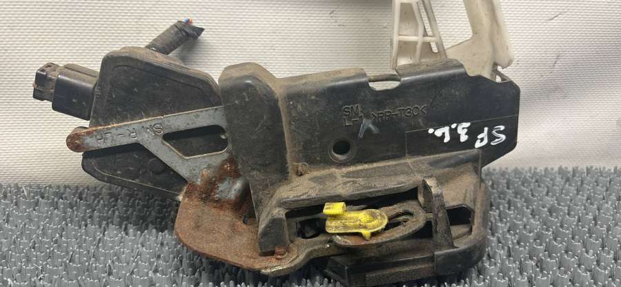 PP-130 Замок двери задней левой Hyundai Santa Fe 1 поколение внедорожник 2003г. | Фото № 2 PP-130 Замок двери задней левой Hyundai Santa Fe 1 поколение внедорожник 2003г. - Фото 2