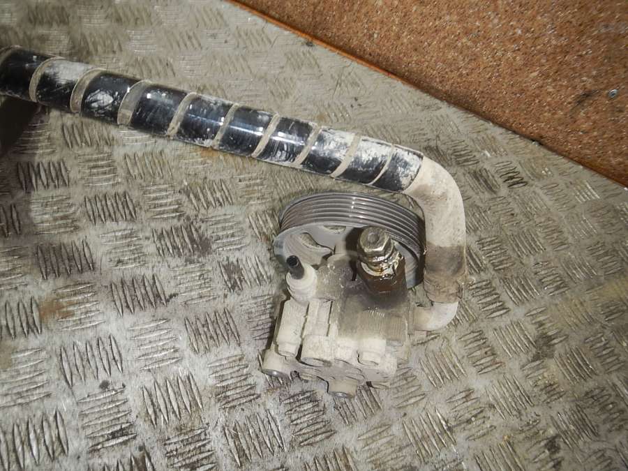 4431006071 Насос гидроусилителя  Toyota Camry 0000г. | Фото № 2  4431006071 Насос гидроусилителя  Toyota Camry 0000г. - Фото 2