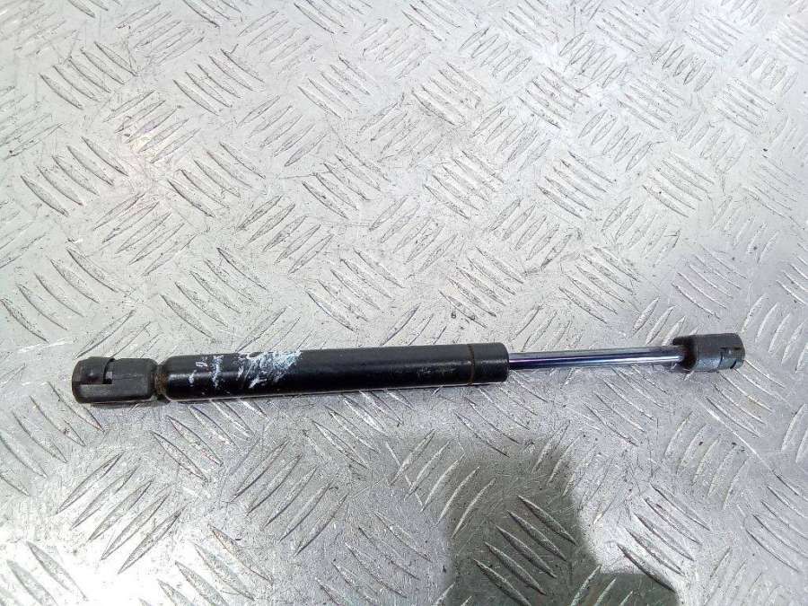 14240510N Амортизатор капота  Nissan Primera 2004г. | Фото № 2  14240510N Амортизатор капота  Nissan Primera 2004г. - Фото 2