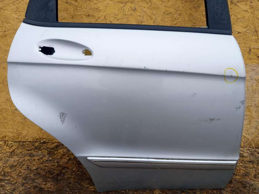 Дверь задняя правая Mercedes A W169 2 поколение (2004-2008) хэтчбек 2008г. | Фото № 3 Дверь задняя правая Mercedes A W169 2 поколение (2004-2008) хэтчбек 2008г. - Фото 3