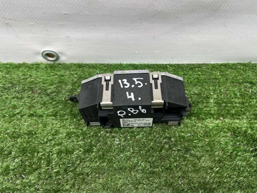 3C0907521 Сопротивление печки Volkswagen Passat B6 2006г. | Фото № 4 3C0907521 Сопротивление печки Volkswagen Passat B6 2006г. - Фото 4