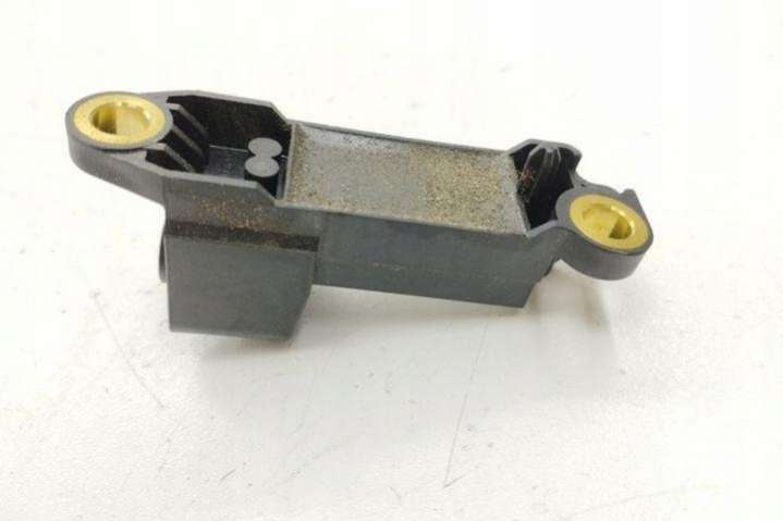 4B0959643B Датчик удара Audi A6 C5/4B (1997-2004) 1997г. | Фото № 5 4B0959643B Датчик удара Audi A6 C5/4B (1997-2004) 1997г. - Фото 5