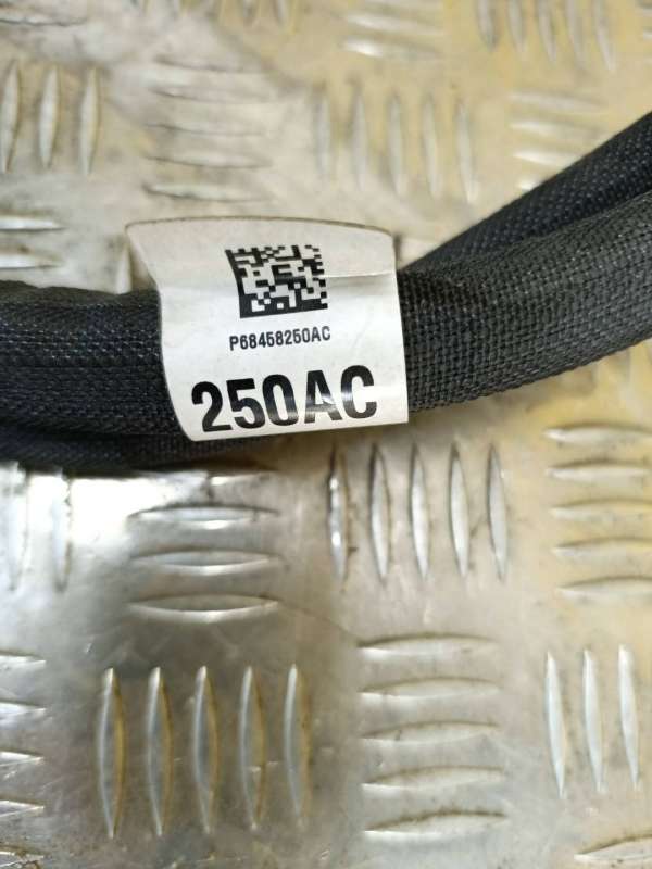 P68458250 Провод высоковольтный  Jeep Grand Cherokee 5 2022г. | Фото № 3  P68458250 Провод высоковольтный  Jeep Grand Cherokee 5 2022г. - Фото 3