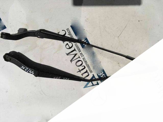 A1698200140-1698200140A1698200240-1698200240- Поводок стеклоочистителя  Mercedes-Benz A W169 2008г. | Фото № 1  A1698200140-1698200140A1698200240-1698200240- Поводок стеклоочистителя  Mercedes-Benz A W169 2008г. - Фото 1