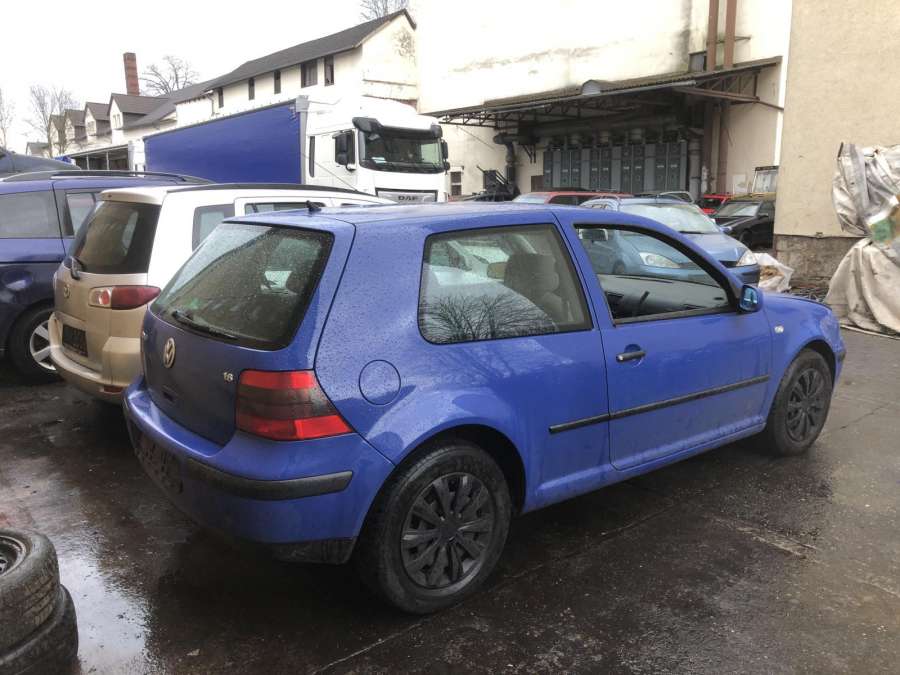 1J0721261F Цилиндр сцепления рабочий Volkswagen Golf 4 (1997-2004) Хетчбэк 3дв. 2001г. | Фото № 10 1J0721261F Цилиндр сцепления рабочий Volkswagen Golf 4 (1997-2004) Хетчбэк 3дв. 2001г. - Фото 10