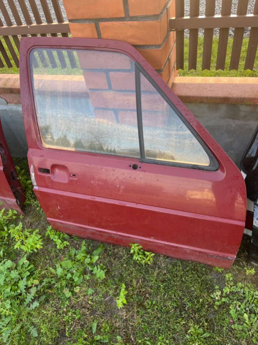 Дверь передняя правая Volkswagen Golf 2 1985г. | Фото № 1 Дверь передняя правая Volkswagen Golf 2 1985г. - Фото 1