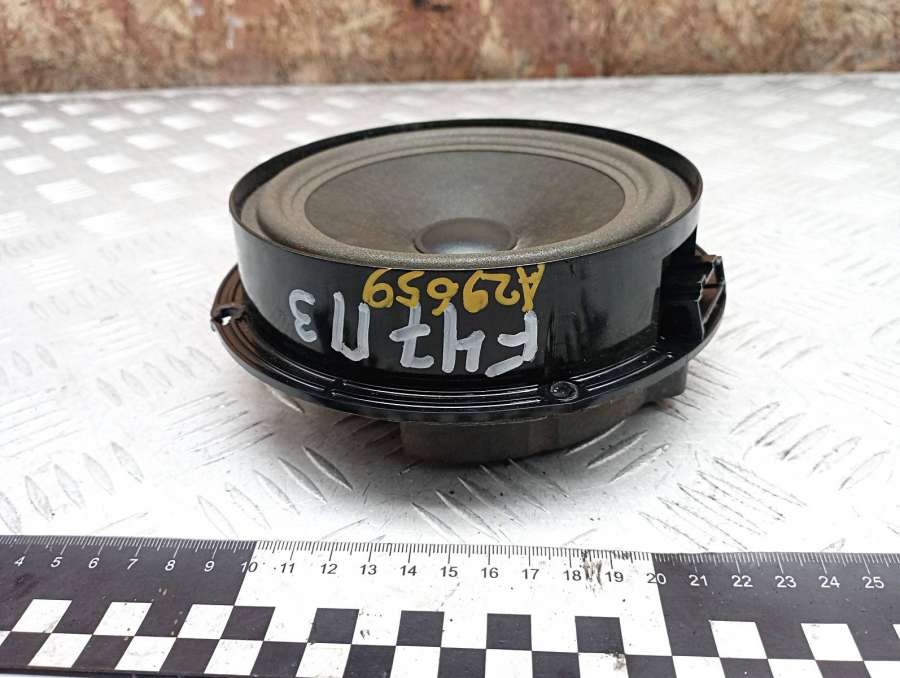 3C0035453 Динамик Volkswagen Passat B7 2013г. | Фото № 2 3C0035453 Динамик Volkswagen Passat B7 2013г. - Фото 2