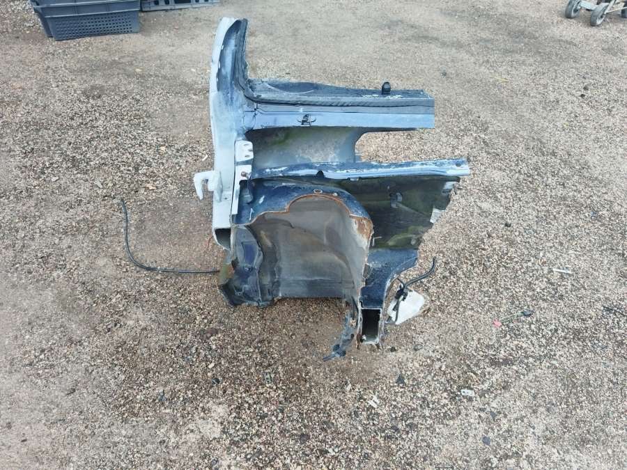 Стойка кузовная передняя правая Peugeot 607 Седан 2000г. | Фото № 9 Стойка кузовная передняя правая Peugeot 607 Седан 2000г. - Фото 9